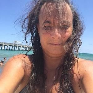 Meet your Posher, Stacey